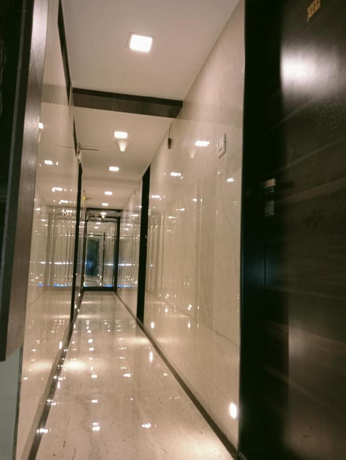 Hotel Qamar Мумбаи Экстерьер фото