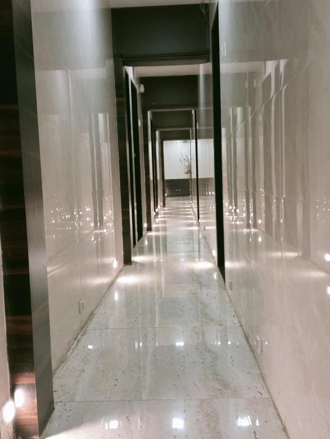 Hotel Qamar Мумбаи Экстерьер фото