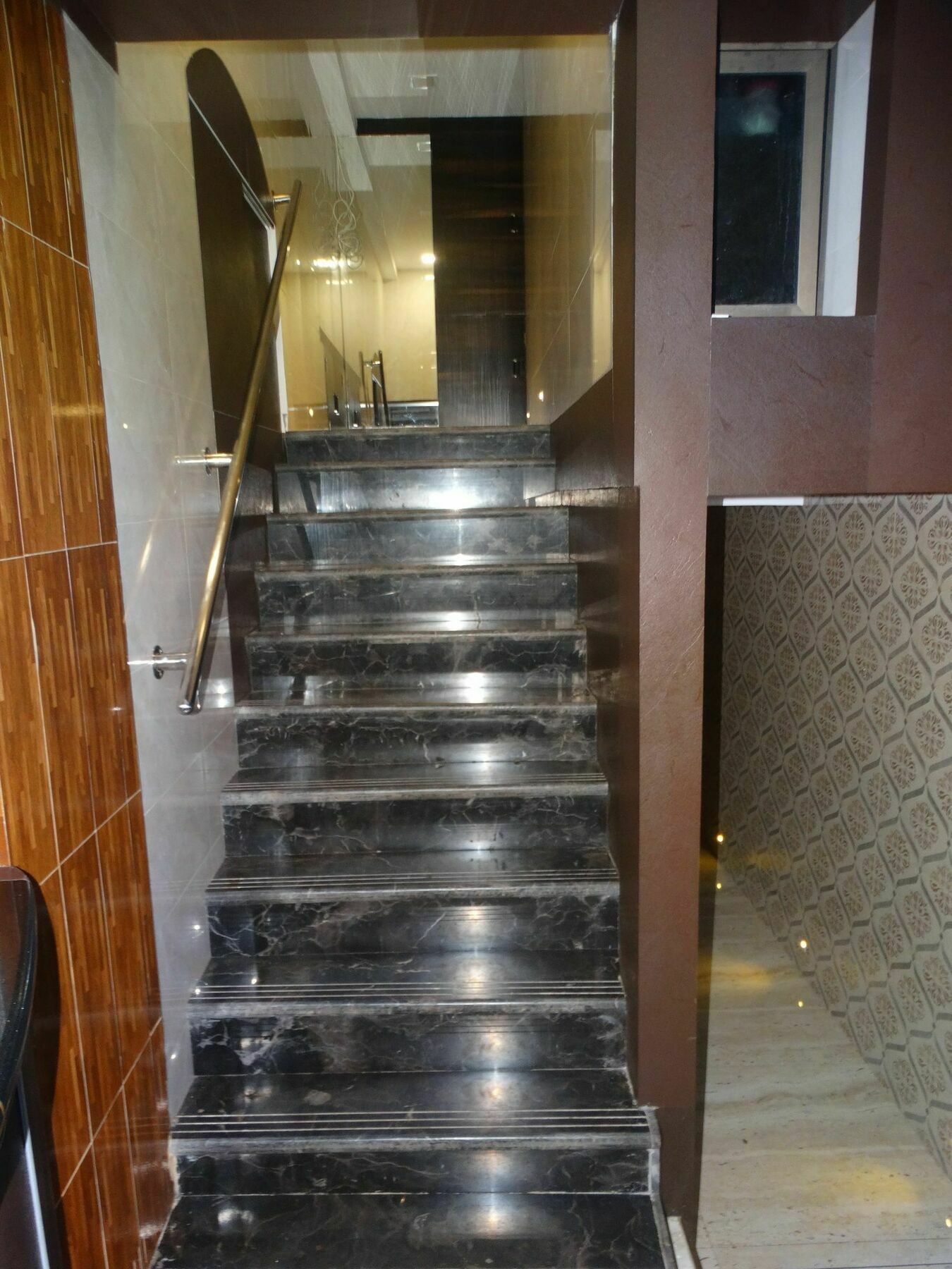 Hotel Qamar Мумбаи Экстерьер фото