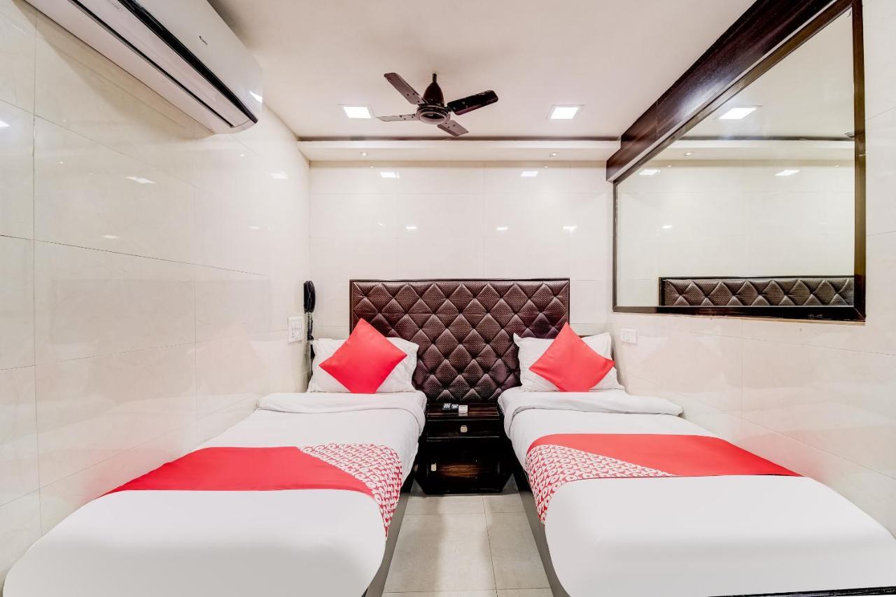 Hotel Qamar Мумбаи Экстерьер фото