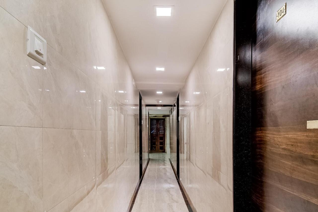 Hotel Qamar Мумбаи Экстерьер фото