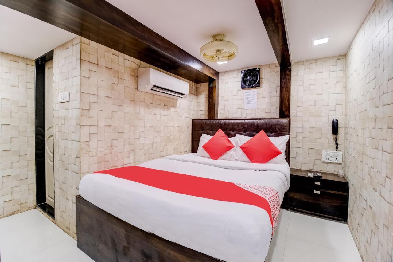 Hotel Qamar Мумбаи Экстерьер фото