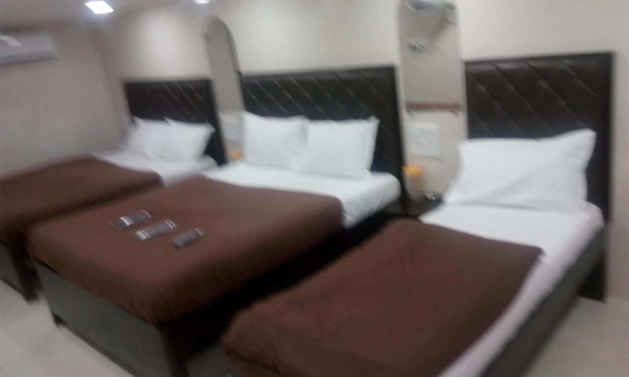Hotel Qamar Мумбаи Экстерьер фото